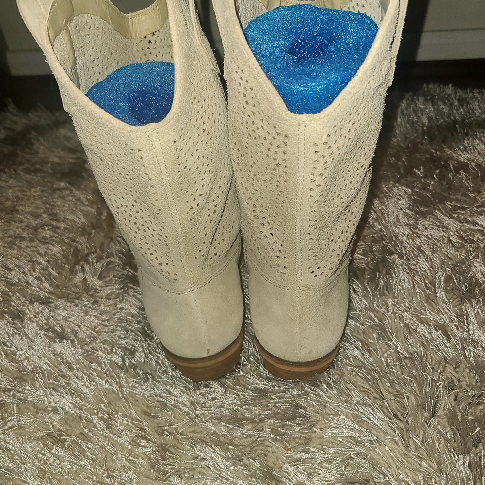 BCBG Beige Western Ankle Boots - Picture 4 of 9